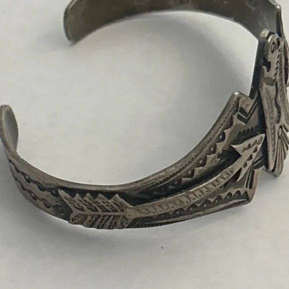 vintage Fred Harvey Thunderbird whirling log Sterling cuff - Picture 4 of 5